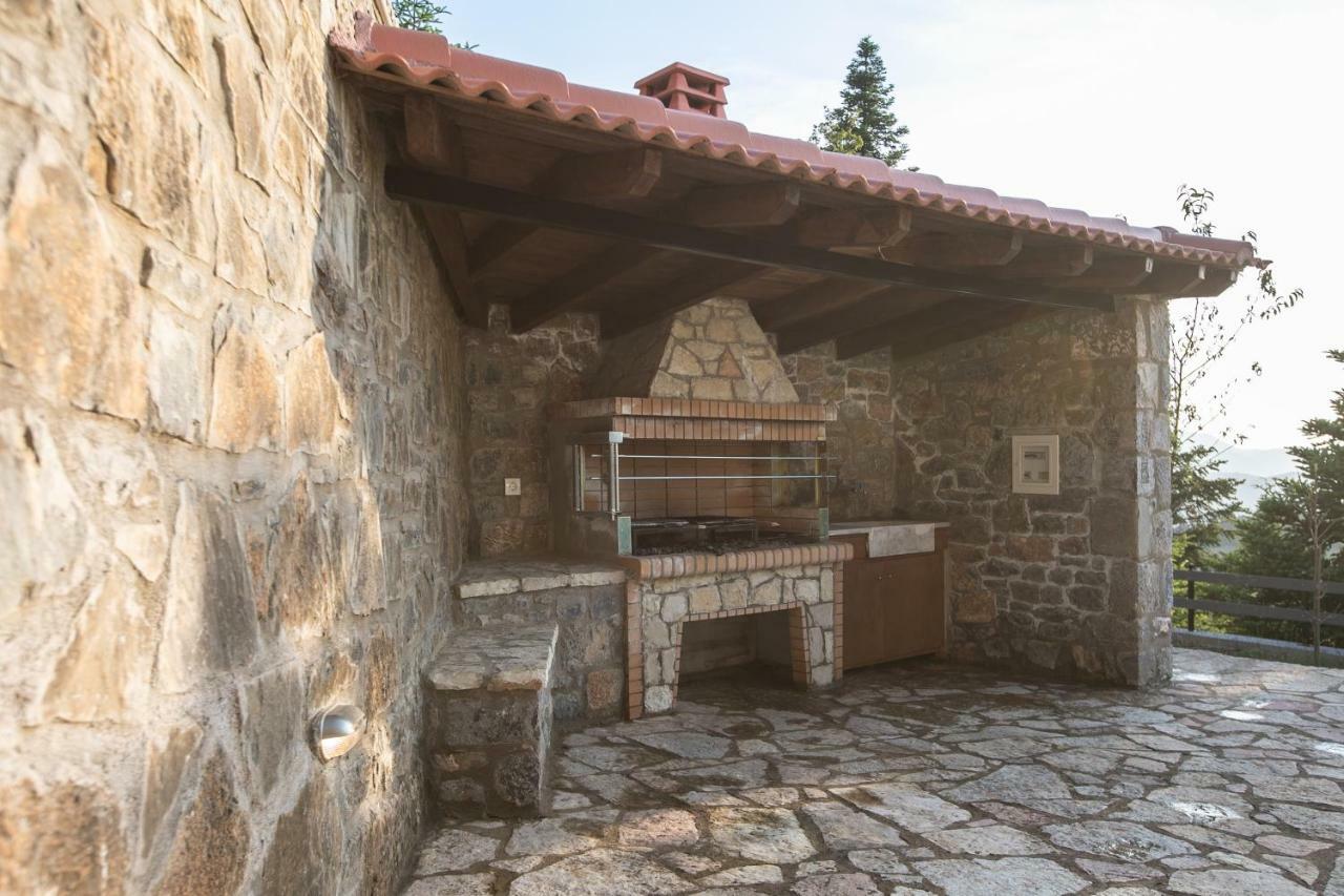 Relax In Mainalo Villa Radhos Exterior photo